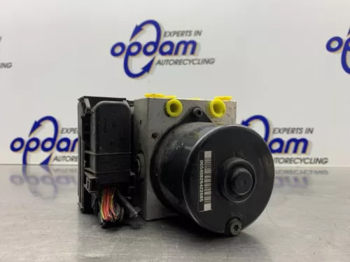 ABS Pomp-8240447