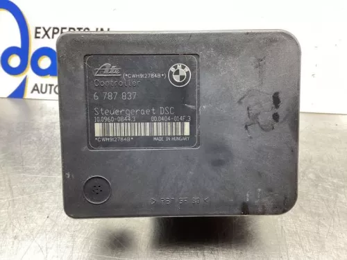 ABS Pomp-7746917 (17745319)