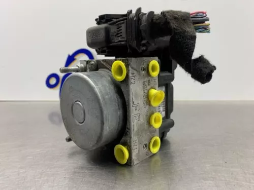ABS Pomp-8212553 (21057247)