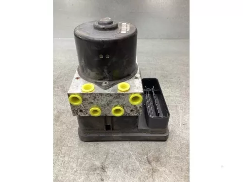 ABS Pomp-7921362