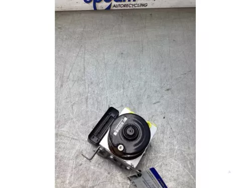 ABS Pomp-8208257 (22541474)