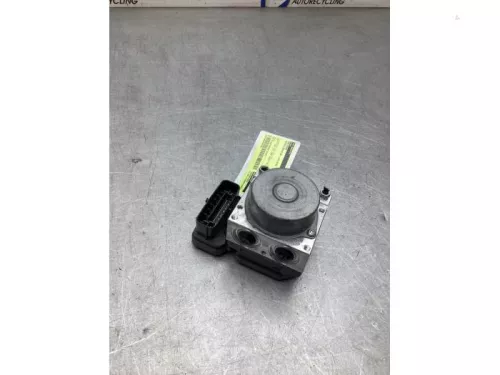 ABS Pomp-8133513