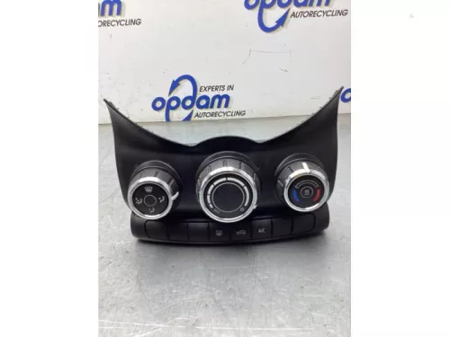 Kachel Bedieningspaneel-8198550