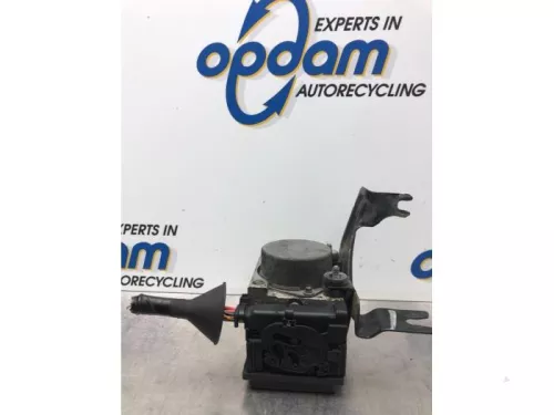 ABS Pomp-7576933