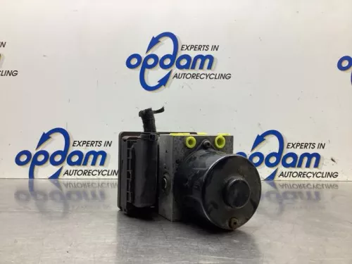 ABS Pomp-7995139