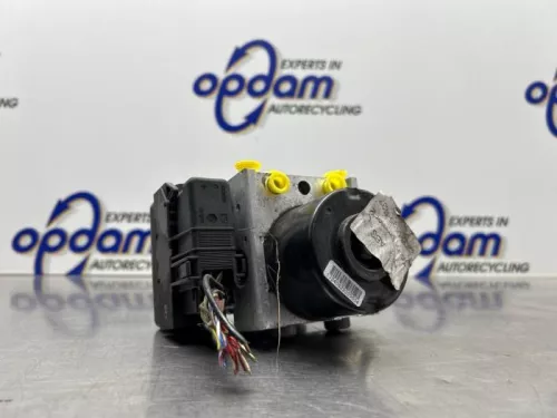 ABS Pomp-8313867
