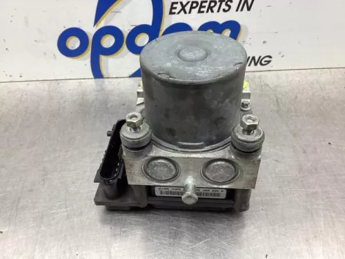 ABS Pomp-8026208 (18659436)