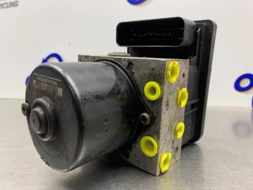 ABS Pomp-8251649 (21544874)