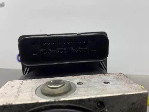 ABS Pomp-8251649 (21544874)
