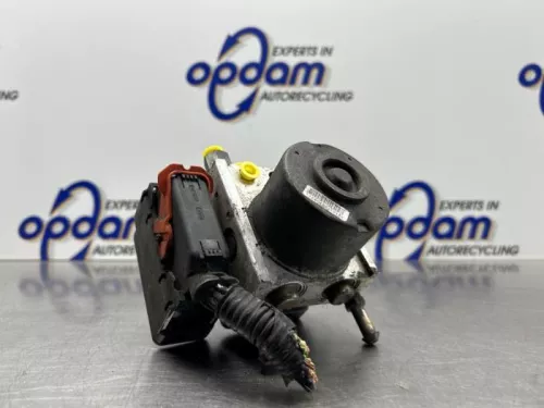 ABS Pomp-8303827 (22325948)