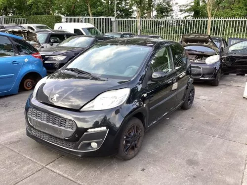 Koplamp links-8337230