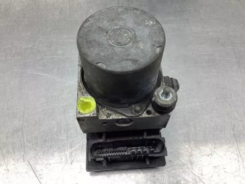 ABS Pomp-7183896 (15826403)