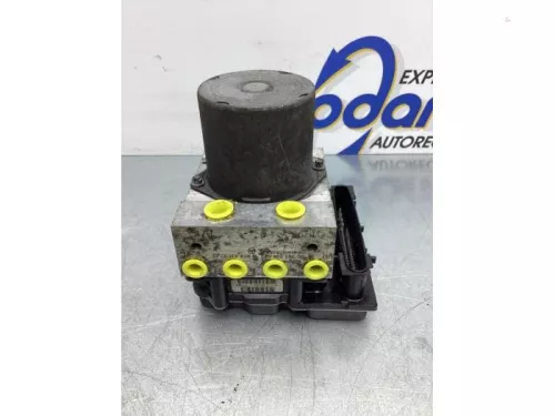 ABS Pomp-7850182