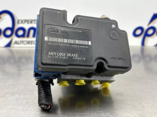 ABS Pomp-8305362 (22464335)