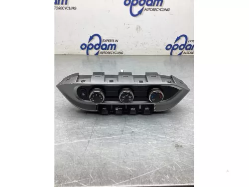 Kachel Bedieningspaneel-8275247