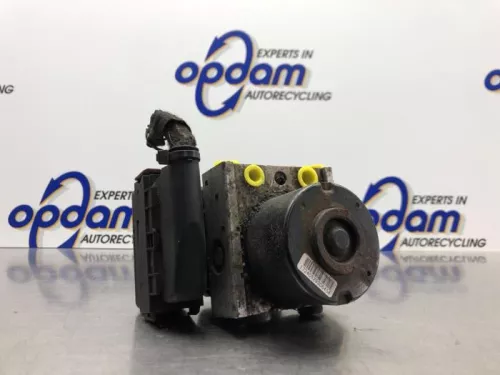ABS Pomp-8206116
