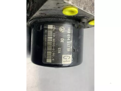 ABS Pomp-8203786 (21122753)