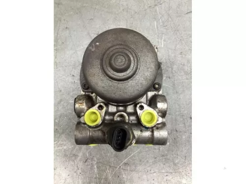 ABS Pomp-7736966 (18523068)