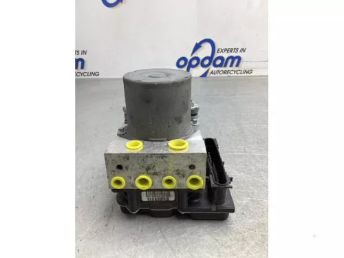 ABS Pomp-7744296