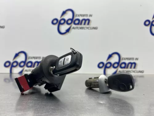 Kontaktslot+Sleutel-8323945