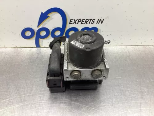 ABS Pomp-8119472