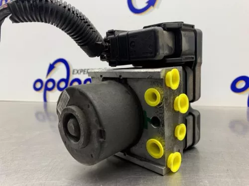 ABS Pomp-8291277