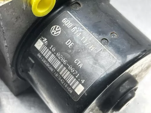 ABS Pomp-8312424 (22523481)