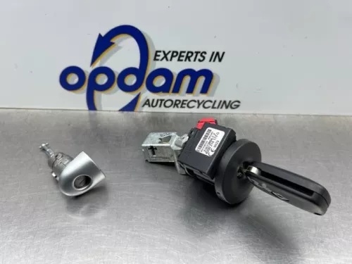 Kontaktslot+Sleutel-7894076