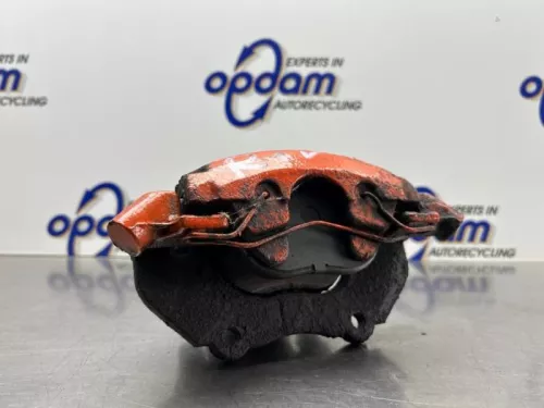 Remklauw (Tang) rechts-voor-8321622