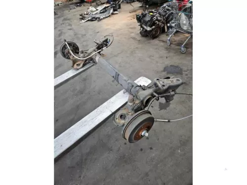 Achteras voorwielaandrijving-8313484