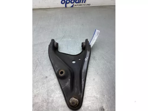 Draagarm rechts-voor-8216329