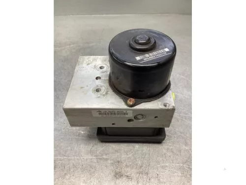 ABS Pomp-7930264 (18609802)