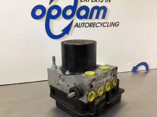ABS Pomp-7878806