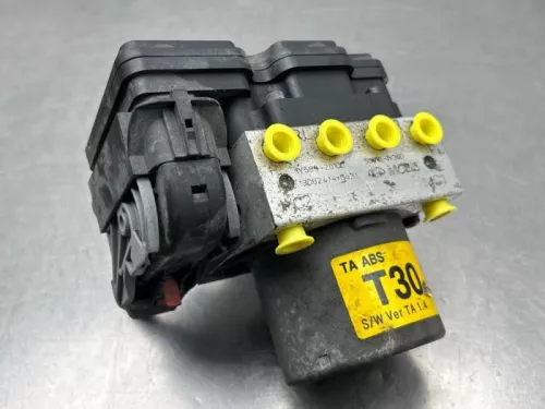 ABS Pomp-8298840 (22343754)