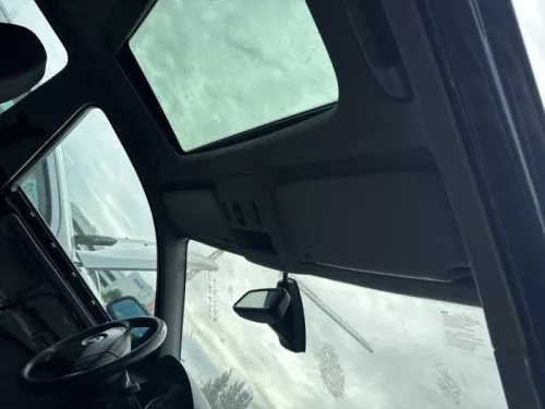 Binnenspiegel-8332957