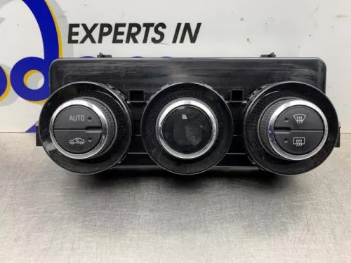 Kachel Bedieningspaneel-8338522