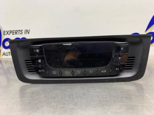 Kachel Bedieningspaneel-8338515