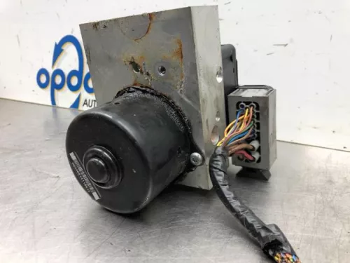 ABS Pomp-7739246