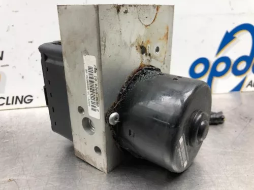 ABS Pomp-7739246 (16869613)