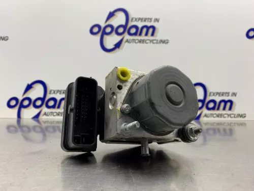 ABS Pomp-7613785