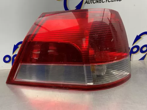 Achterlicht links-8345970