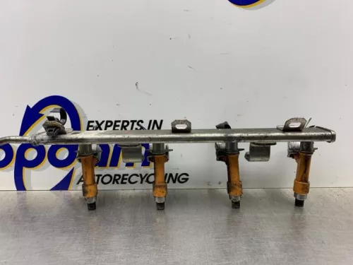 Injector (benzine injectie)-8264259