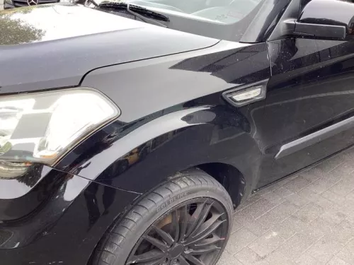 Scherm links-voor-8336665