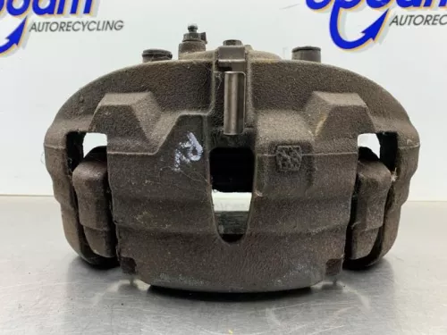 Remklauw (Tang) rechts-voor-8317289