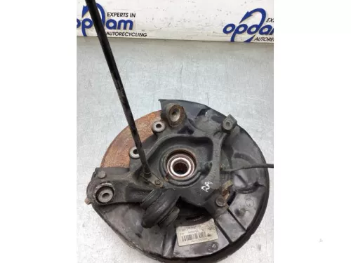 Fusee rechts-achter-8144552