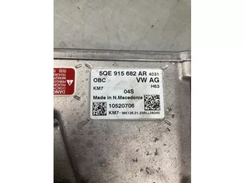 Acculader-8253406 (21704676)