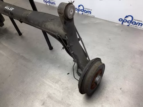 Achteras voorwielaandrijving-7717059 (16800293)
