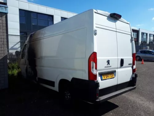 Achteras voorwielaandrijving-7878425 (13444006)