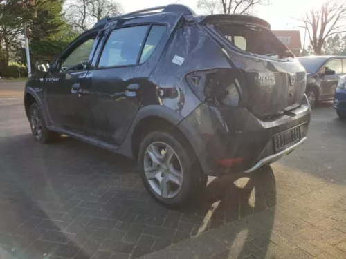 Achteras voorwielaandrijving-7872644 (14114055)