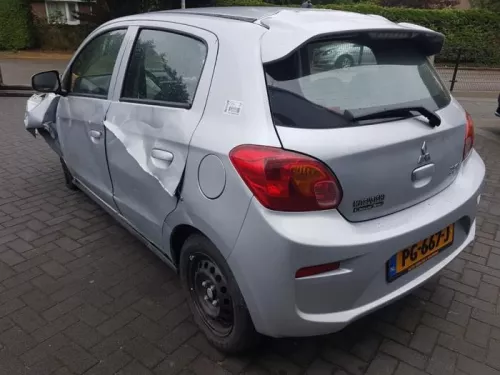 Achteras voorwielaandrijving-7745679 (10270905)